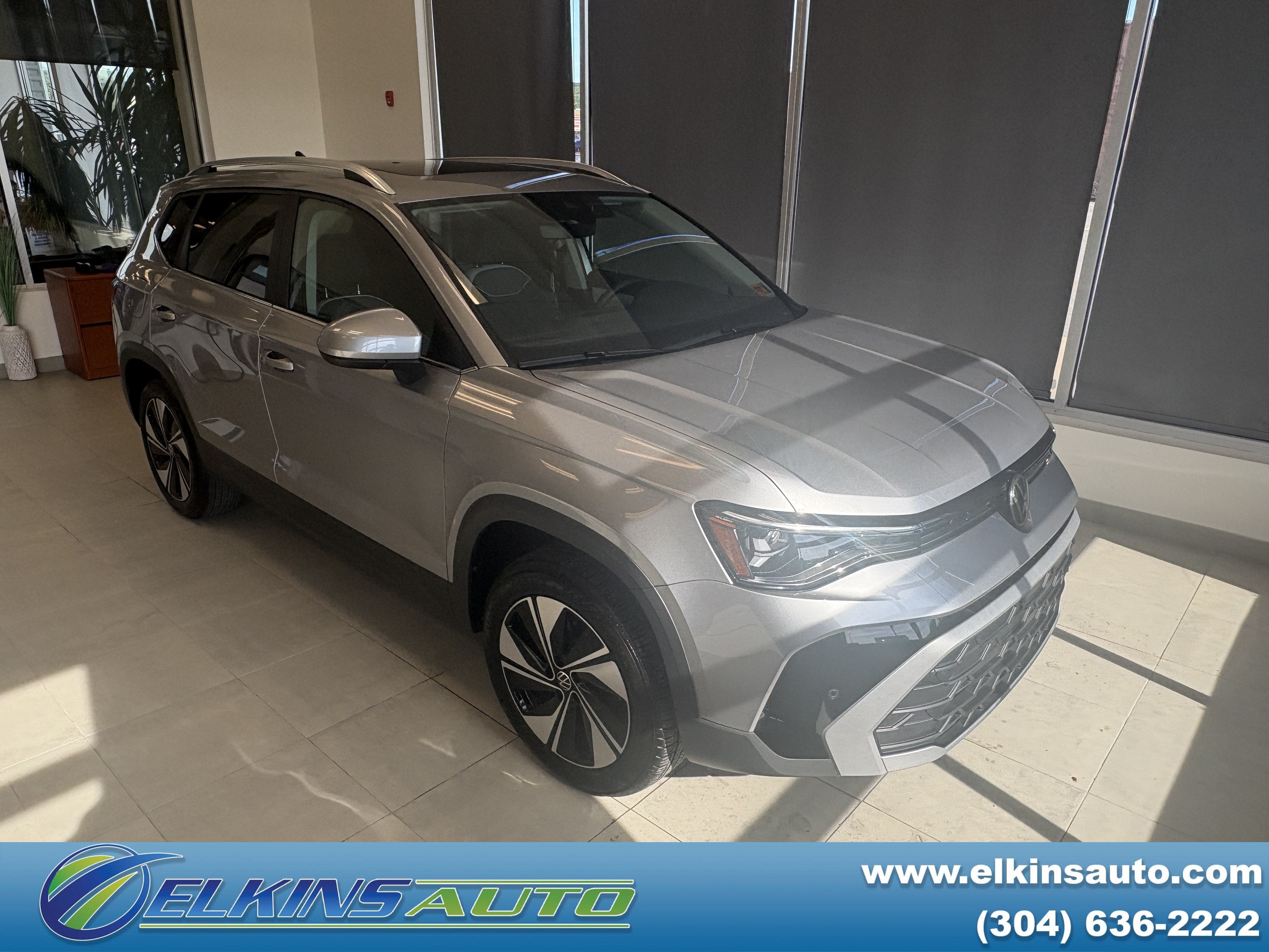 2025 Volkswagen Taos SE in Other — front three-quarter view
